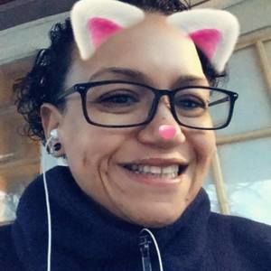 Meet your Posher, Carmen